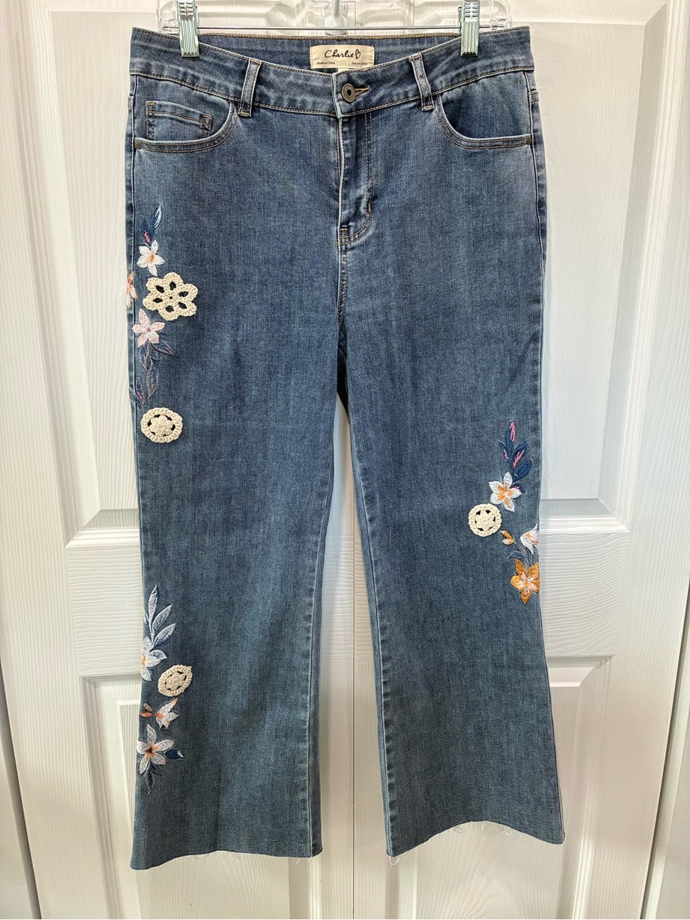 CHARLIE B Blue Denim Wide-Leg Jeans with Floral Embroidery